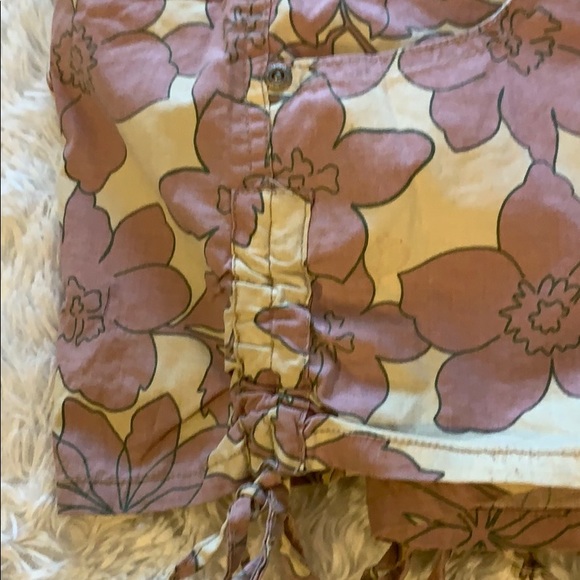 Mini shorts - Picture 8 of 8